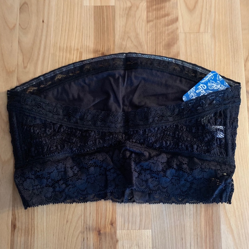 ❌DONATED❌Free People Black Scallop Lace Bandeau Strapless Bra Top - Picture 4 of 10